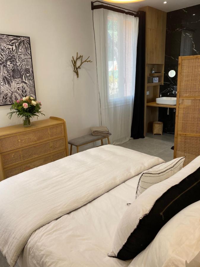 Petit Paradis A Sanary Avec Vue Mer Wifi Et Clim Экстерьер фото